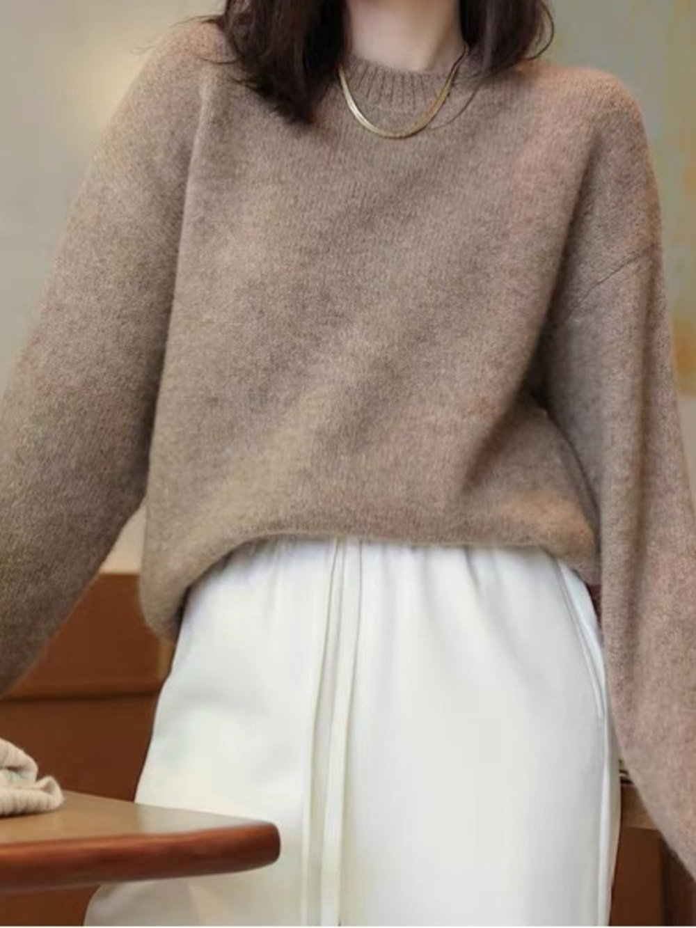 Cozy Women's Taupe Cashmere Sweater